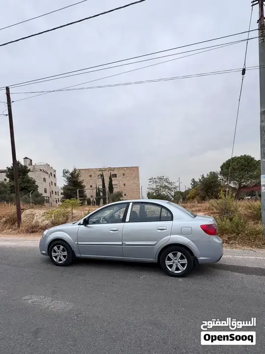 Kia Rio 2011 photo 4