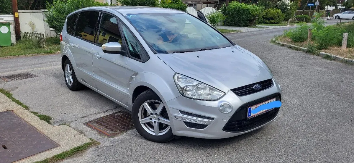 Ford S-Max