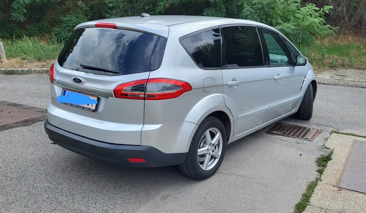 Ford S-Max 2014 photo 2