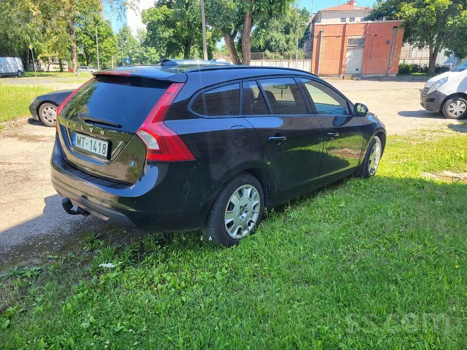 Volvo V60 2011 photo 4
