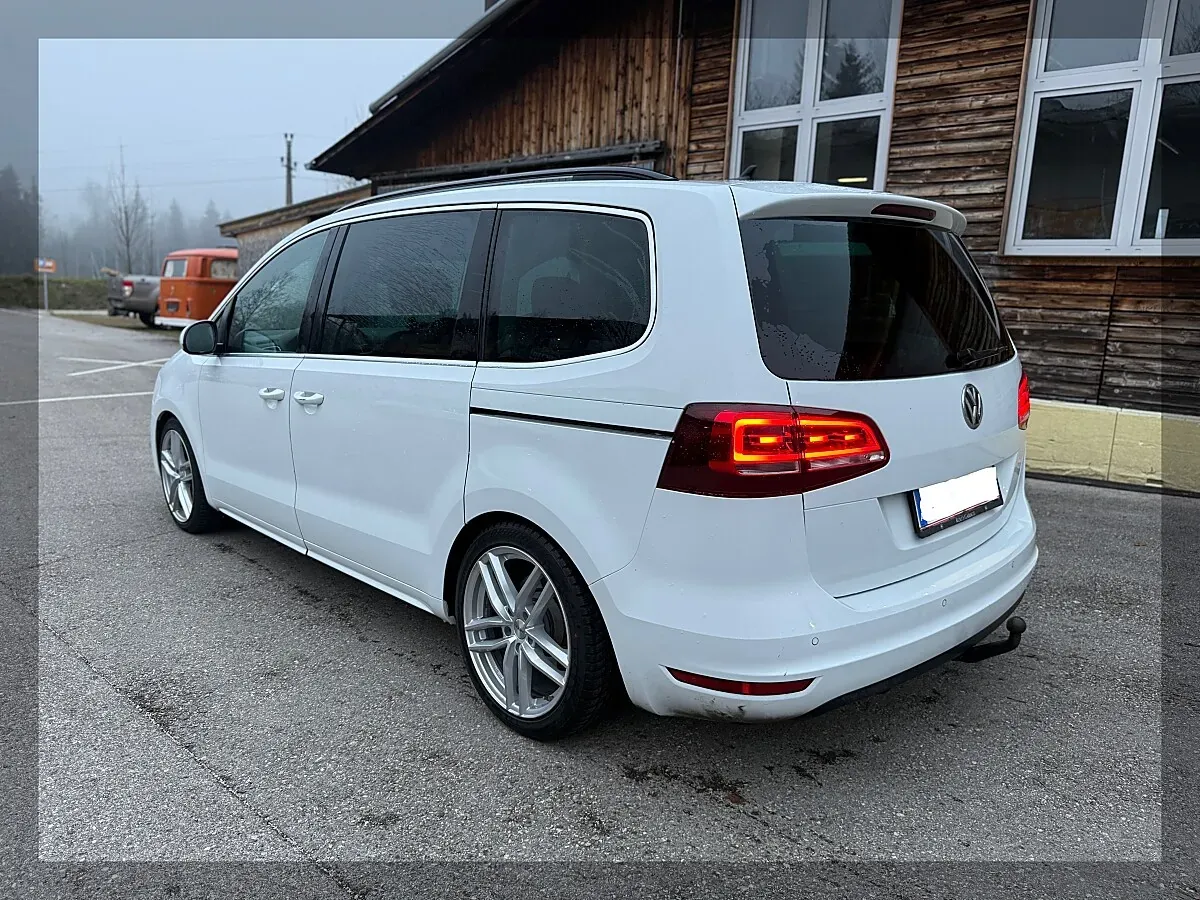 Volkswagen Sharan 2017 photo 2