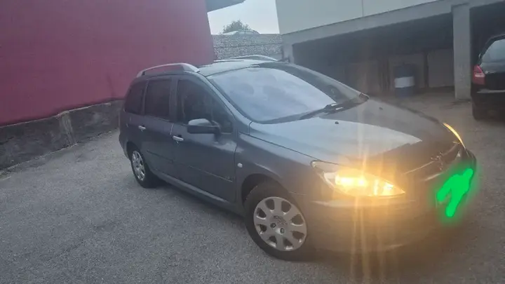 Peugeot 307
