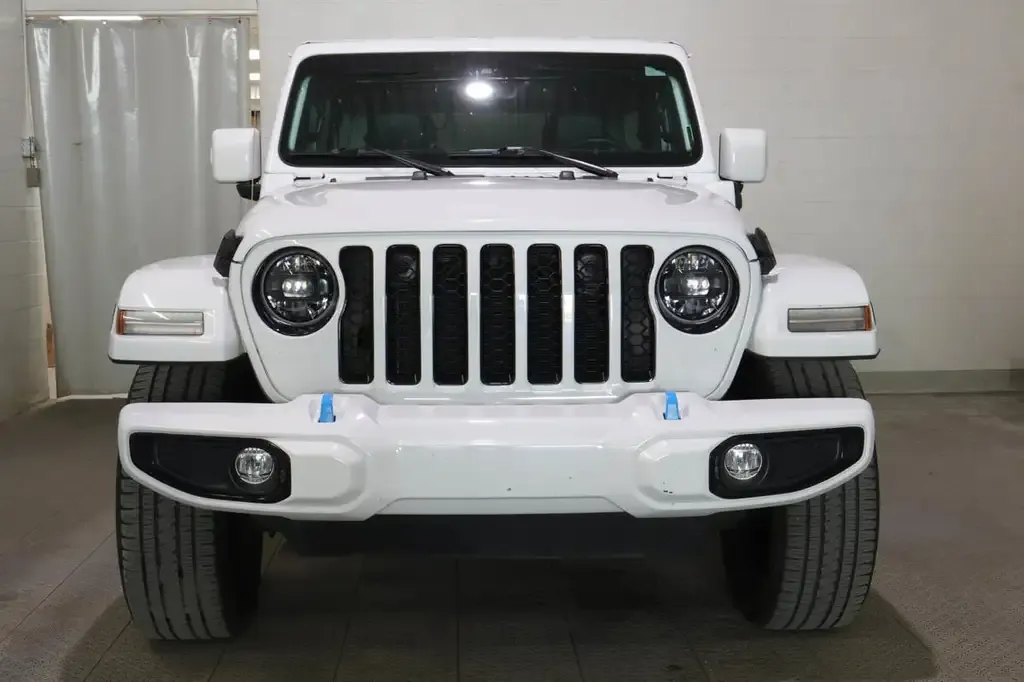 Jeep Wrangler 2023 photo 2