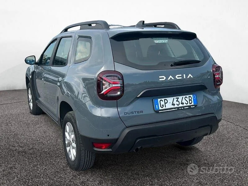 Dacia Duster 2023 photo 4