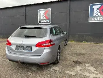 Peugeot 308 2019 photo 3