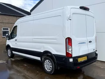 Ford E-Transit 2023 photo 3