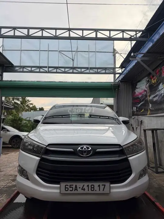 Toyota Innova 2018 photo 3
