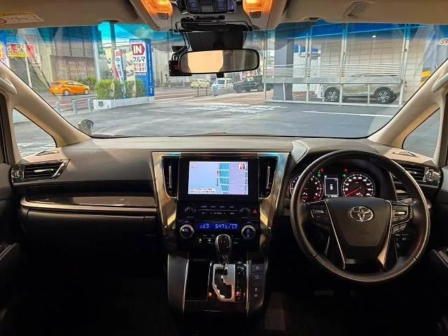Toyota Alphard 2022 photo 2