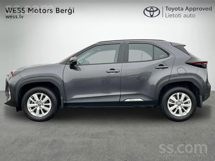 Toyota Yaris Cross 2025 photo 3