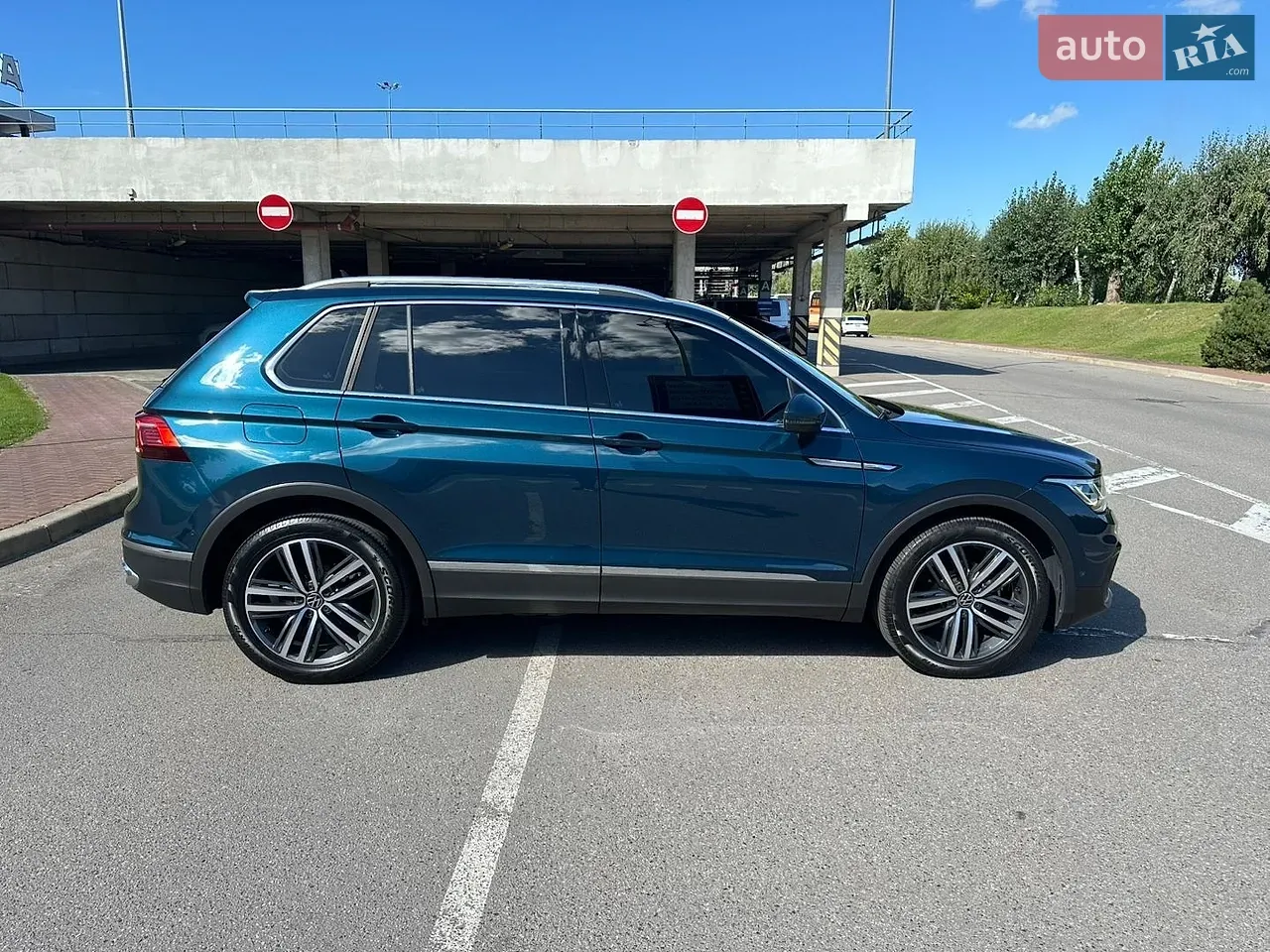 Volkswagen Tiguan 2022 photo 3