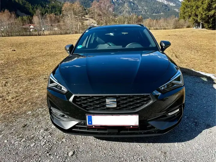 Seat Leon 2021 photo 2