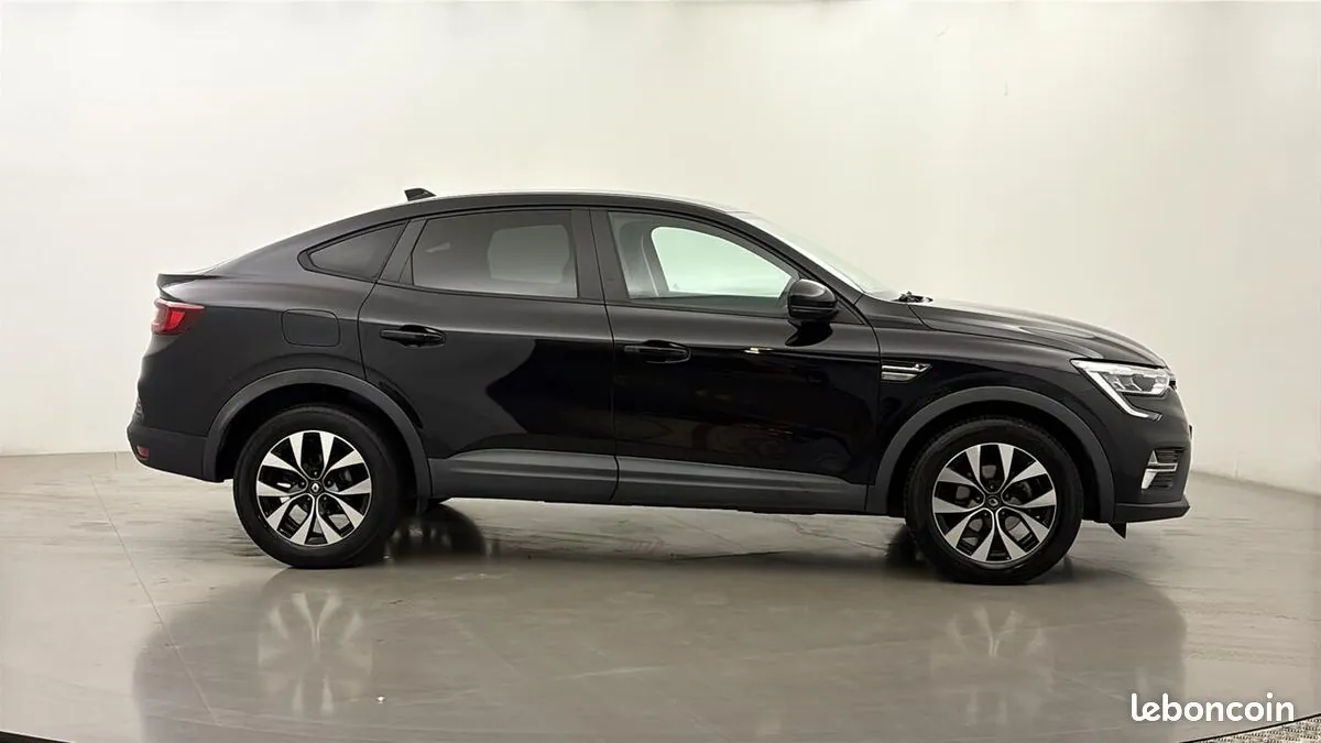 Renault Arkana 2023 photo 4