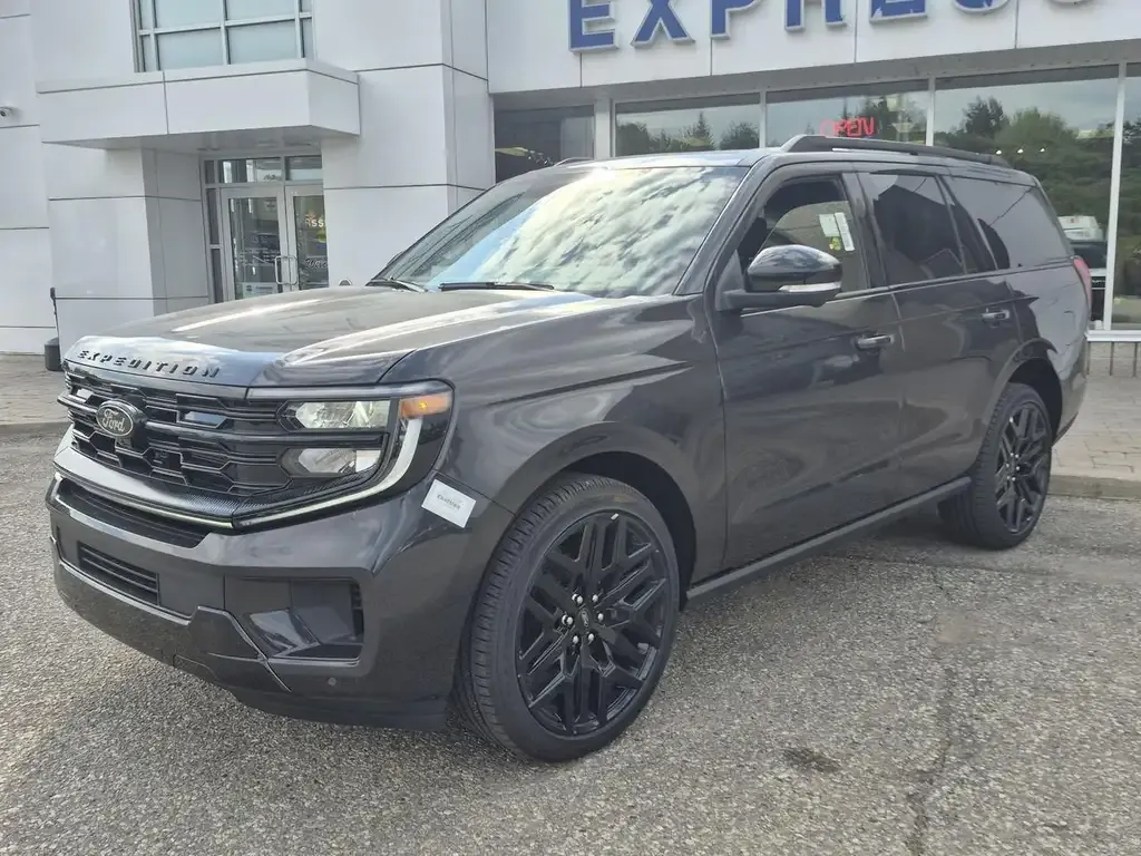Ford Explorer 2026 photo 2