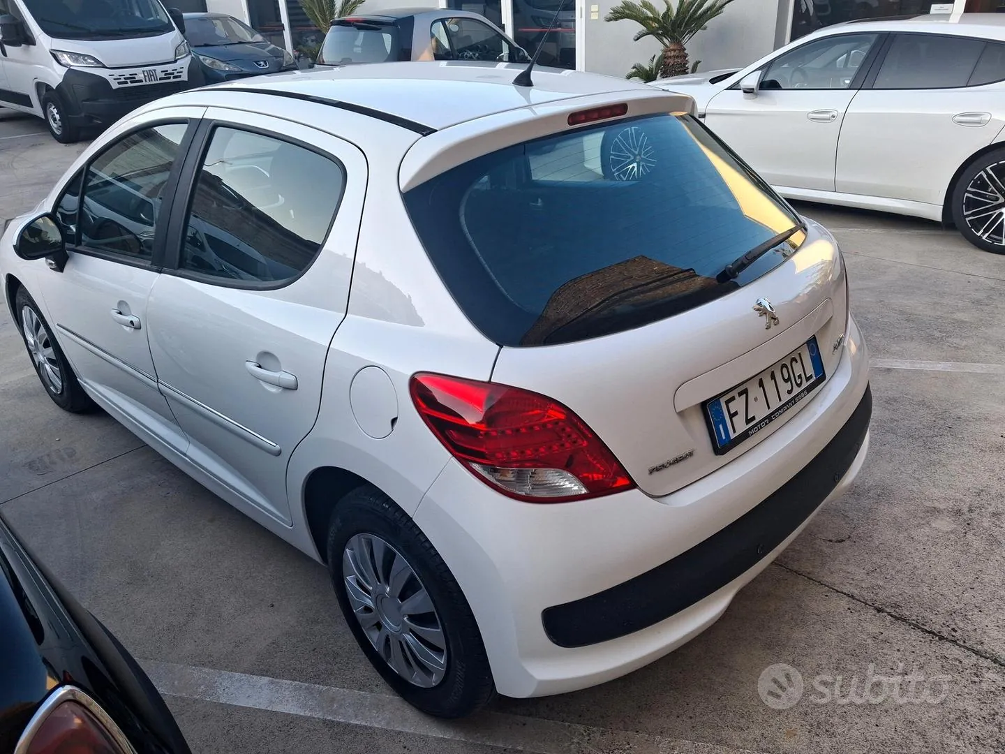 Peugeot 207 2013 photo 4