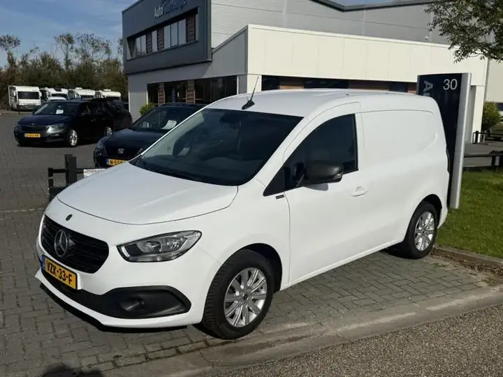 Mercedes-Benz Citan 2023 photo 2