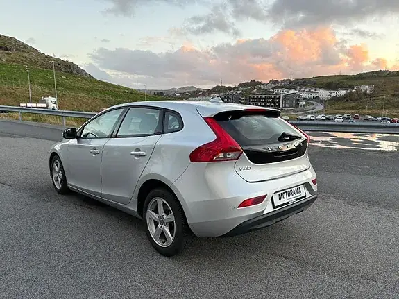 Volvo V40 2015 photo 5