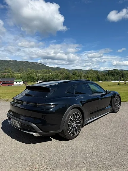 Porsche Taycan 2022 photo 5