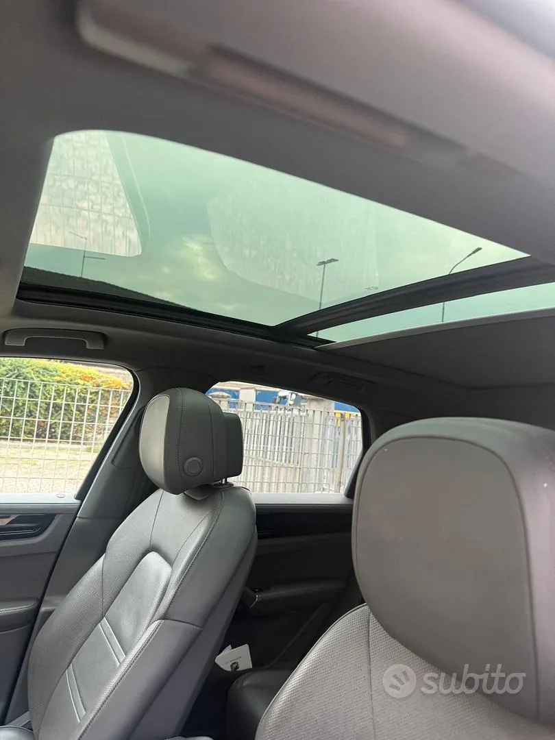 Porsche Cayenne 2018 photo 2