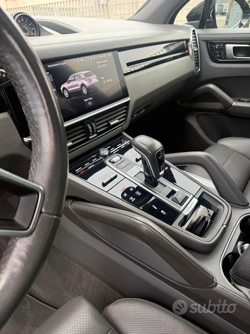 Porsche Cayenne 2018 photo 3