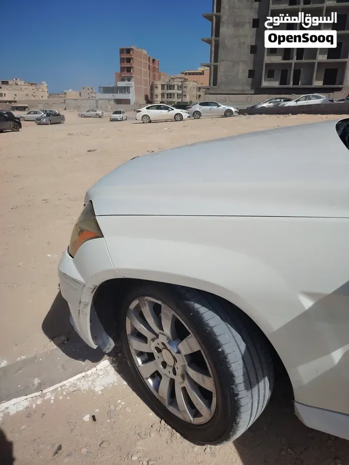 Mercedes-Benz Glk Class 2011 photo 3