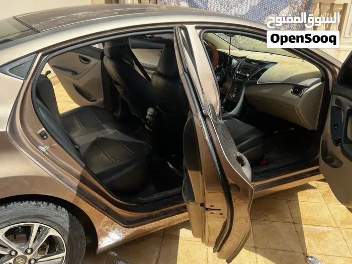 Hyundai Elantra 2015 photo 2