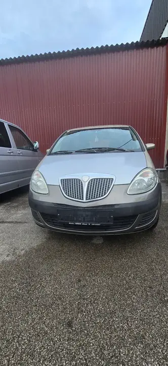 Lancia Musa 2005 photo 2
