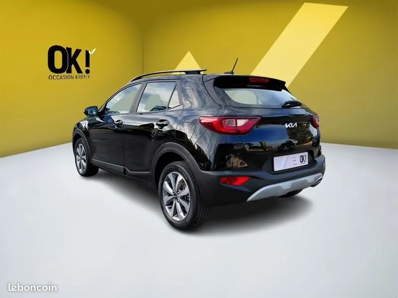 Kia Stonic 2023 photo 3