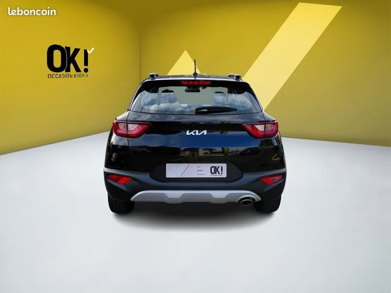 Kia Stonic 2023 photo 4