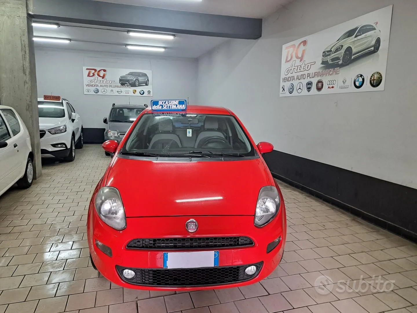 Fiat Punto 2012 photo 2