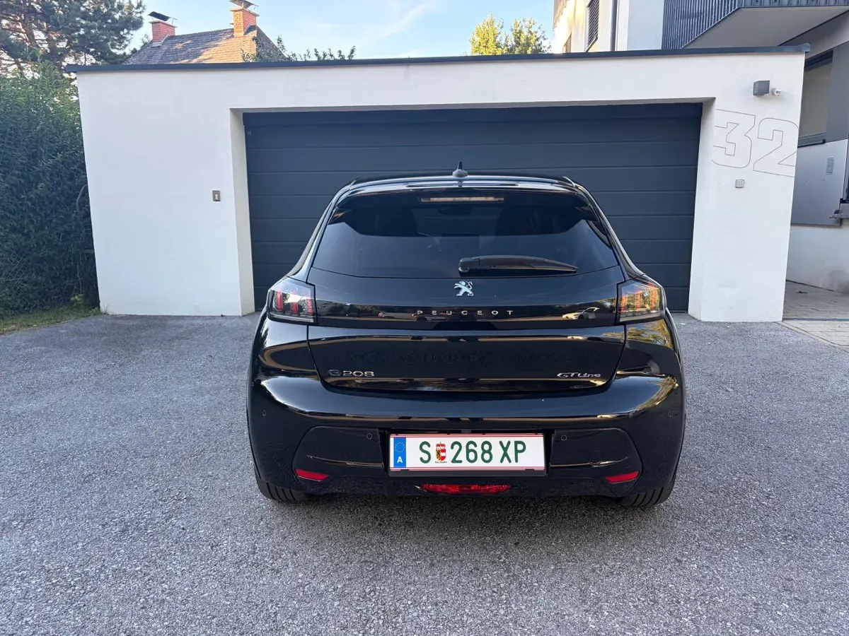 Peugeot E-208 2020 photo 3