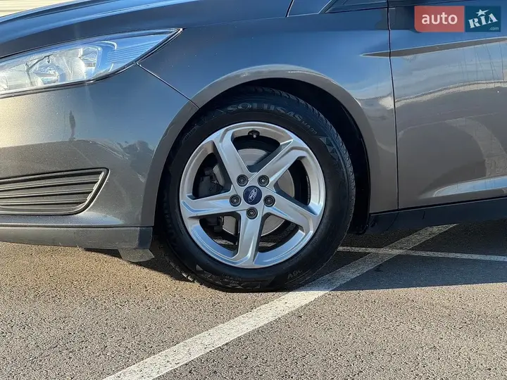 Ford Focus 2015 photo 3