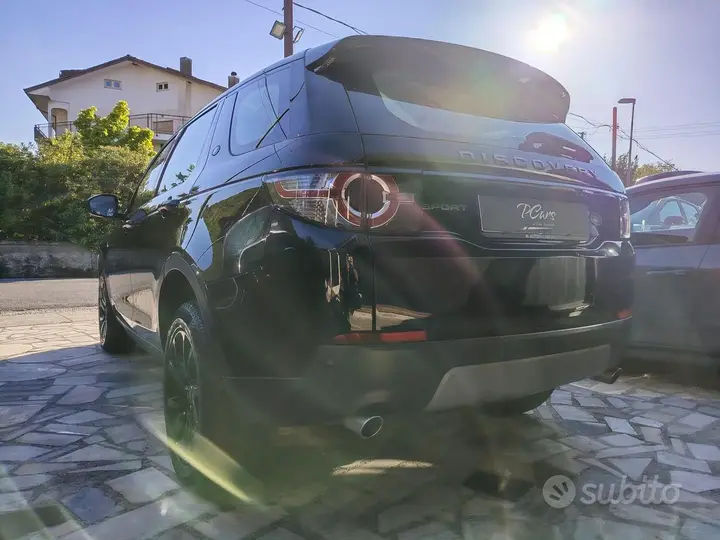Land Rover Discovery Sport 2018 photo 3