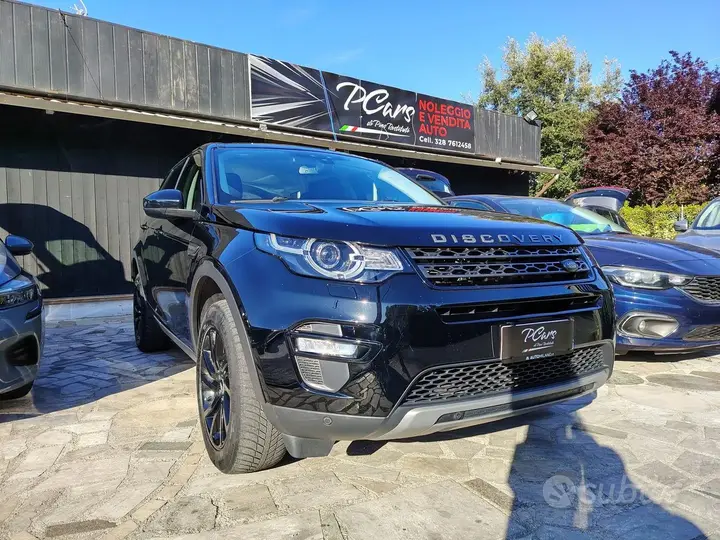 Land Rover Discovery Sport 2018 photo 2