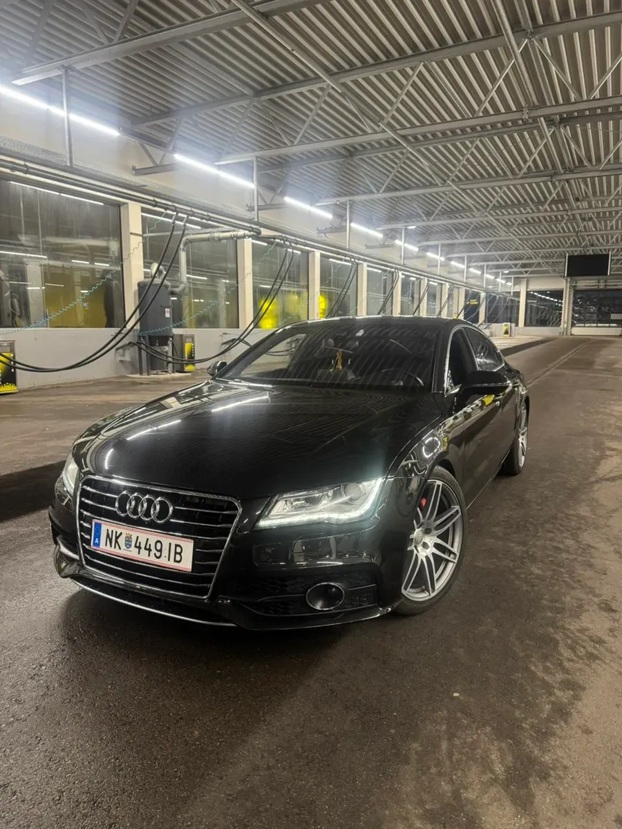 Audi A7 2011 photo 3