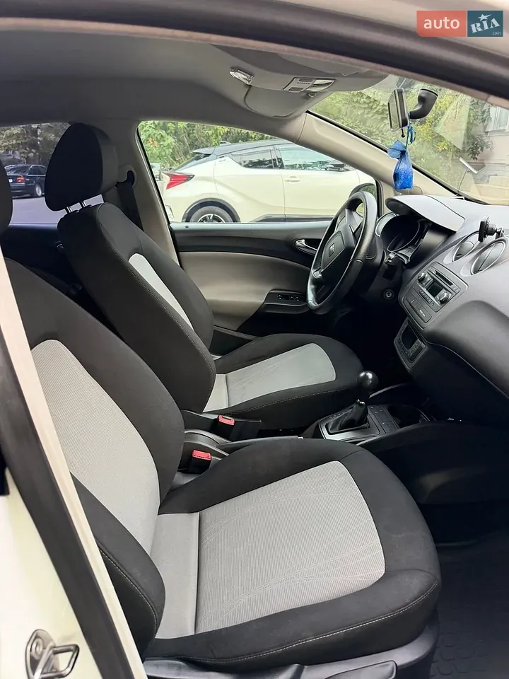 Seat Ibiza 2013 photo 5