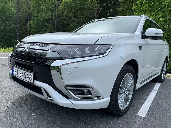 Mitsubishi Outlander 2019 photo 3