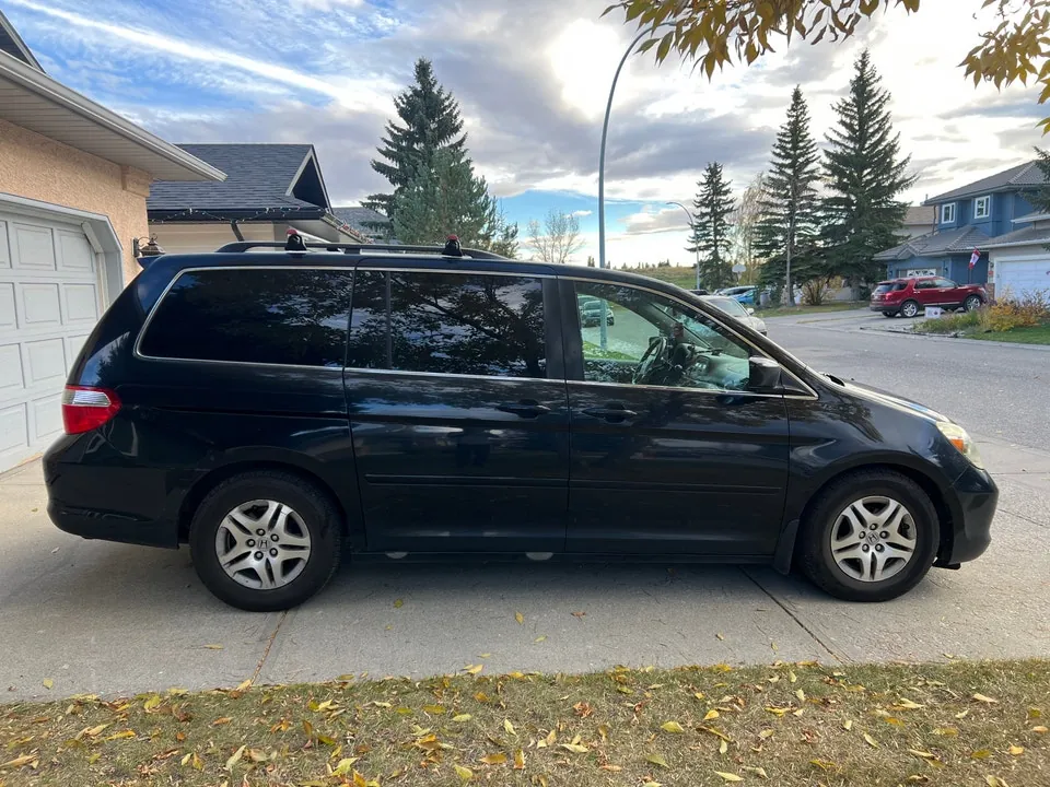 Honda Odyssey 2007 photo 2
