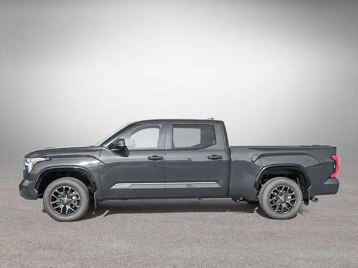 Toyota Tundra 2026 photo 3