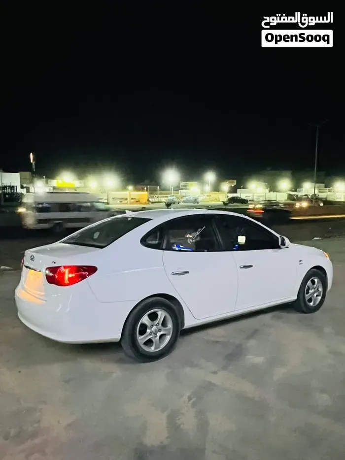 Hyundai Avante 2008 photo 4