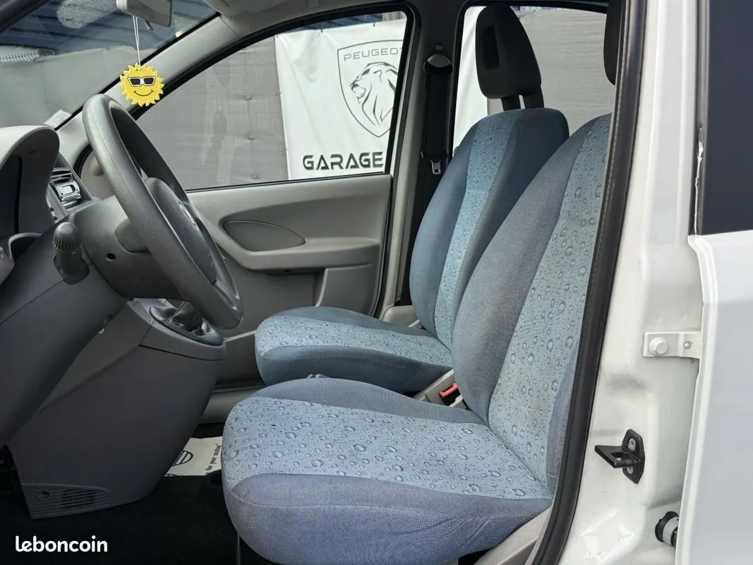 Fiat Panda 2005 photo 2