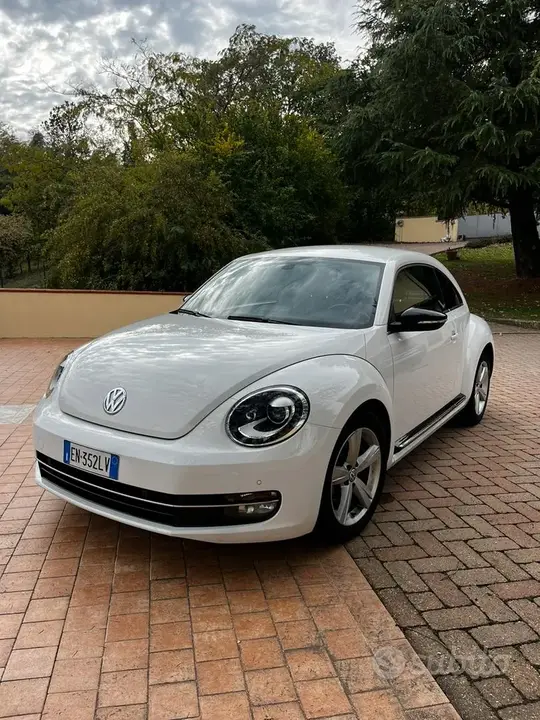 Volkswagen Maggiolino 2012 photo 2