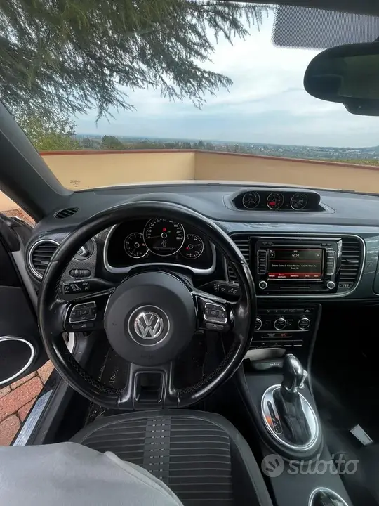 Volkswagen Maggiolino 2012 photo 5