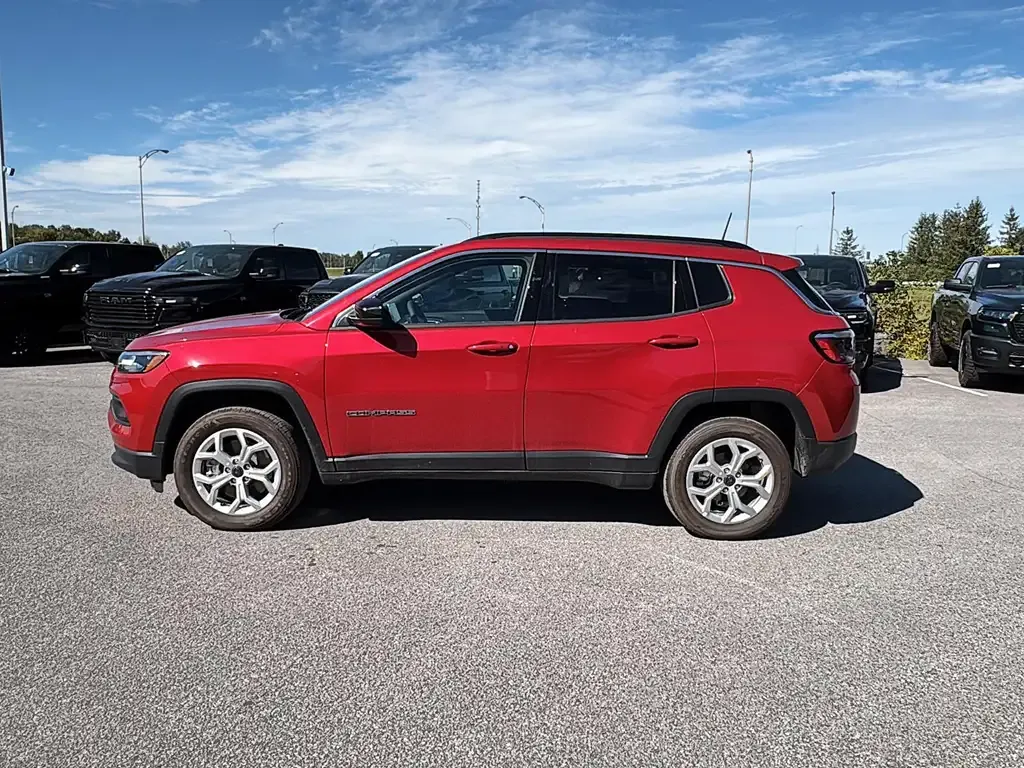 Jeep Compass 2025 photo 3