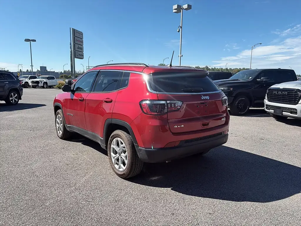 Jeep Compass 2025 photo 4