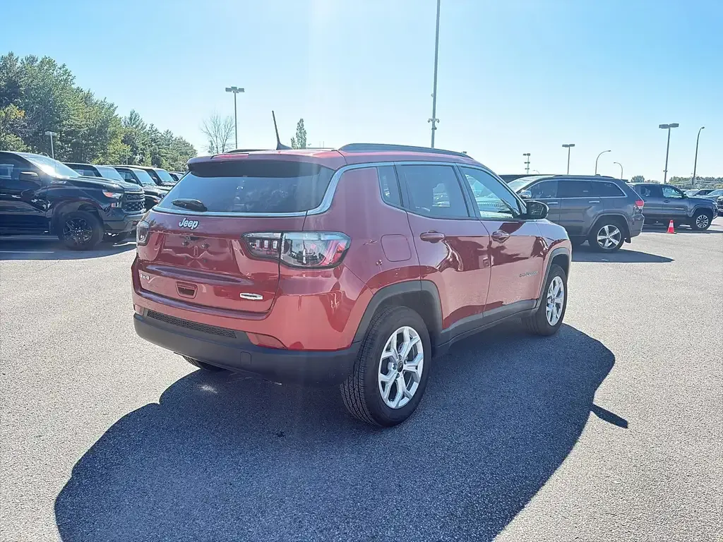 Jeep Compass 2025 photo 5