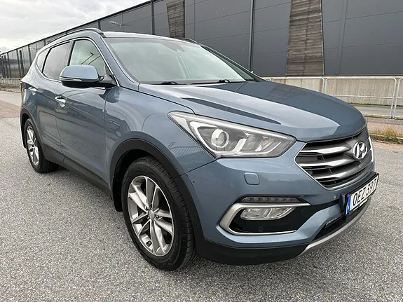 Hyundai Santa Fe 2017 photo 2