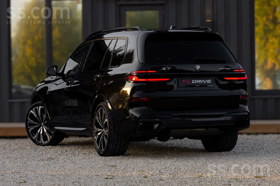 BMW X7 2023 photo 5