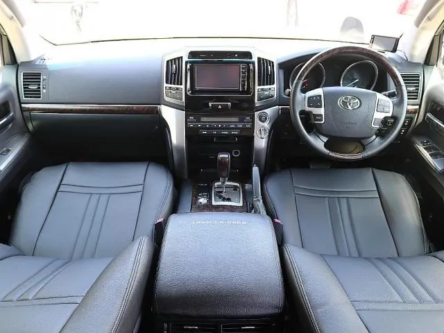 Toyota Land Cruiser 2015 photo 4