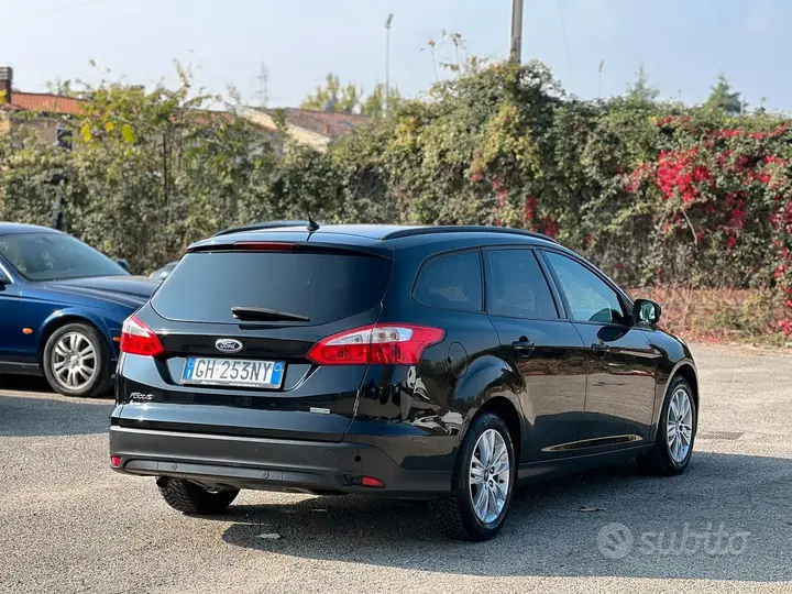 Ford Focus 2013 photo 4