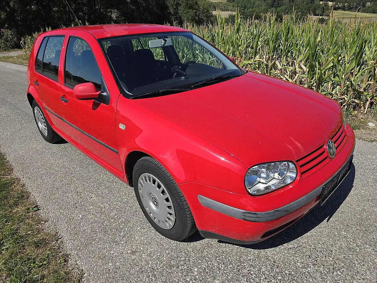 Volkswagen Golf 2000 photo 3